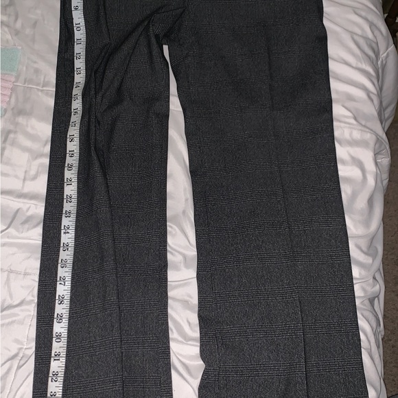 Women’s suit - Picture 12 of 14